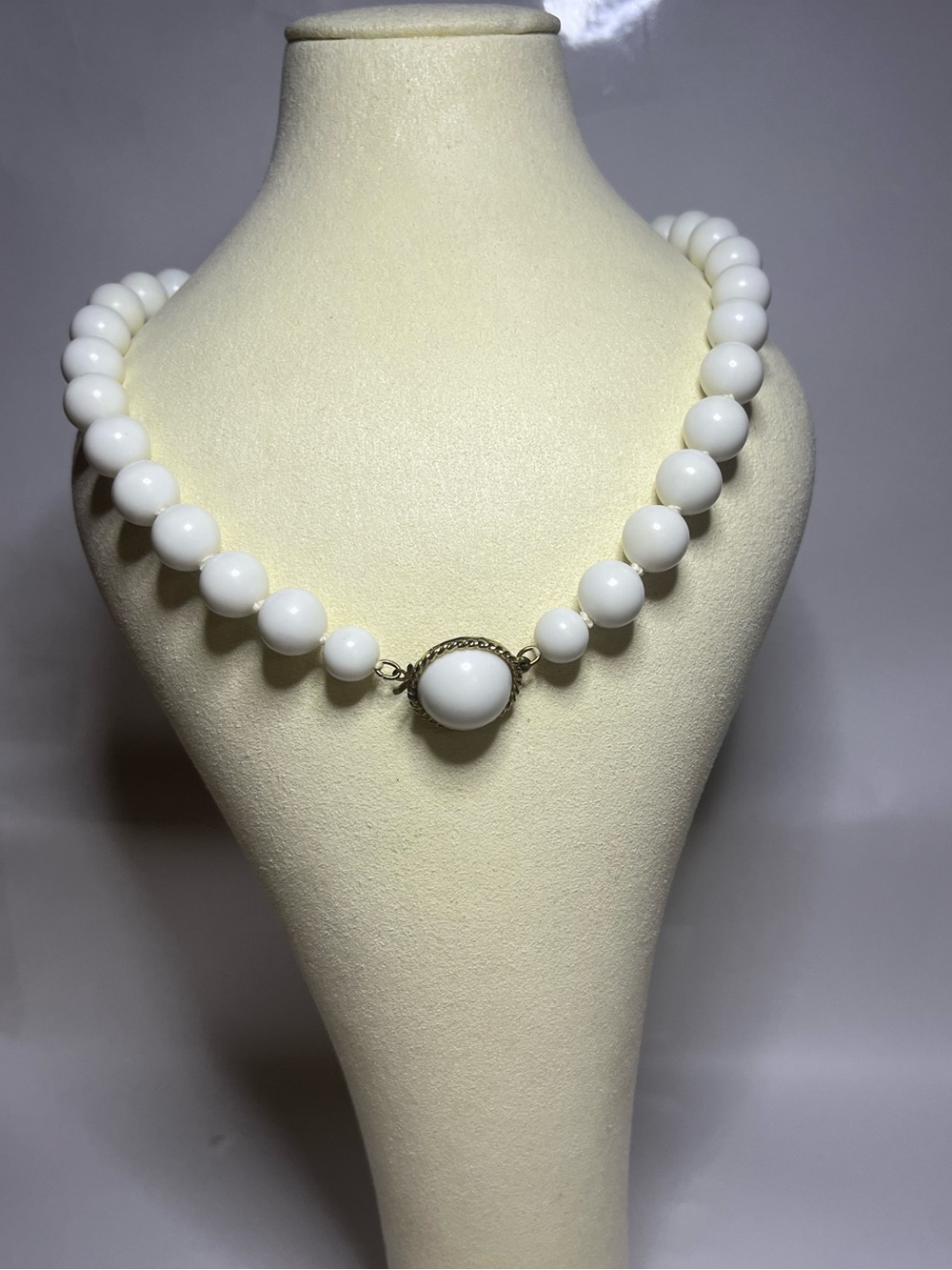 Acrylic White Beaded Necklace with Gold Toggle Clasp